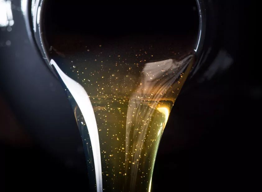 Main Causes of Particulate Contamination in Lubricating Oil