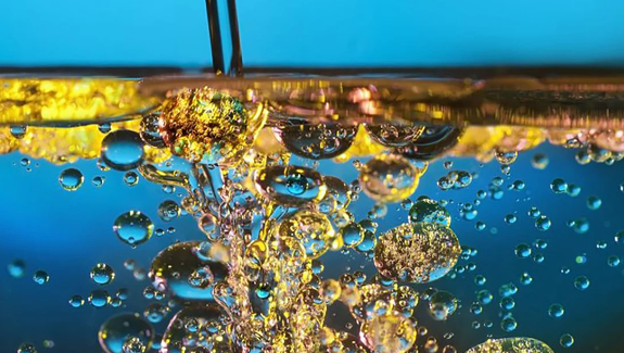 Does turbine oil purification solve the problem of free water?